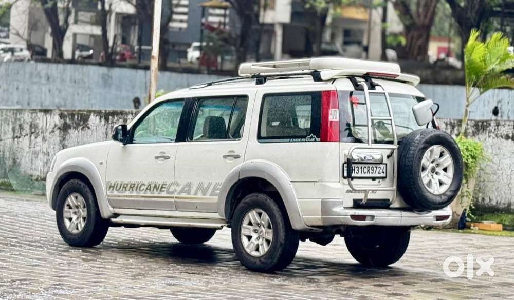 Ford Endeavour 2.5 4x2 Mt, 2009, Diesel