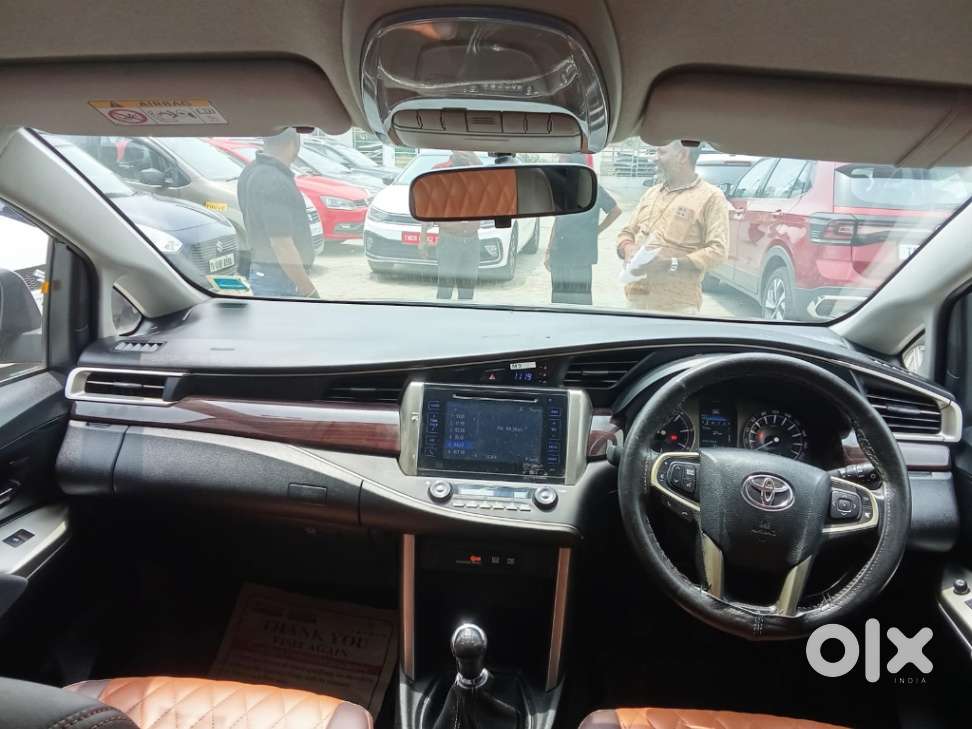 Toyota Innova Crysta 2.4 V 8 Str, 2018, Diesel