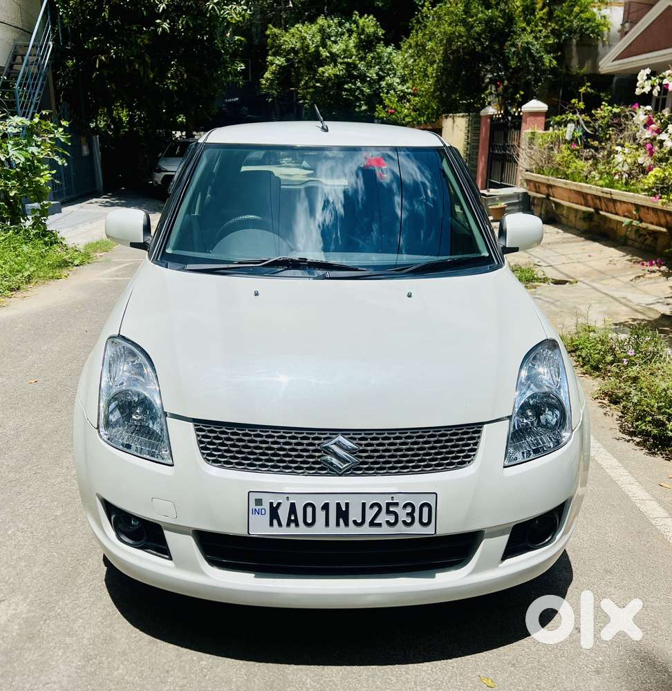 Maruti Suzuki Swift 1.2 Vxi (o), 2011, Petrol