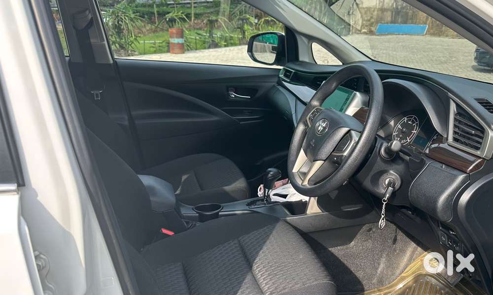 Toyota Innova Crysta 2.8 Gx At 8s, 2021, Diesel