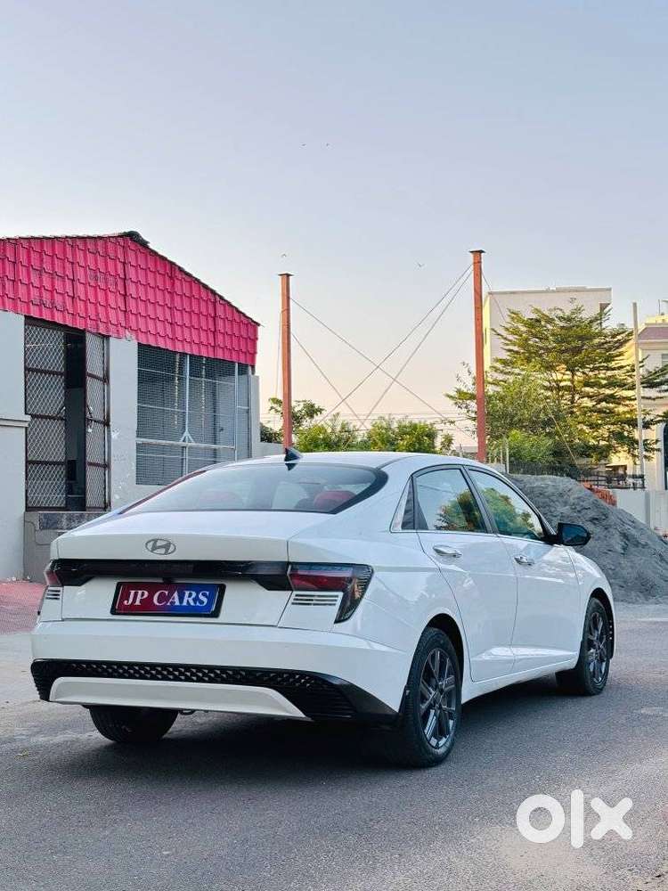 Hyundai Verna 1.5 Sx (o) Ivt, 2023, Petrol