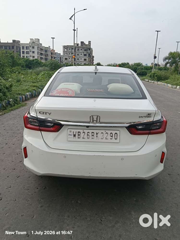 Honda City 1.5 V 5th Gen I-vtec Mt, 2020, Petrol