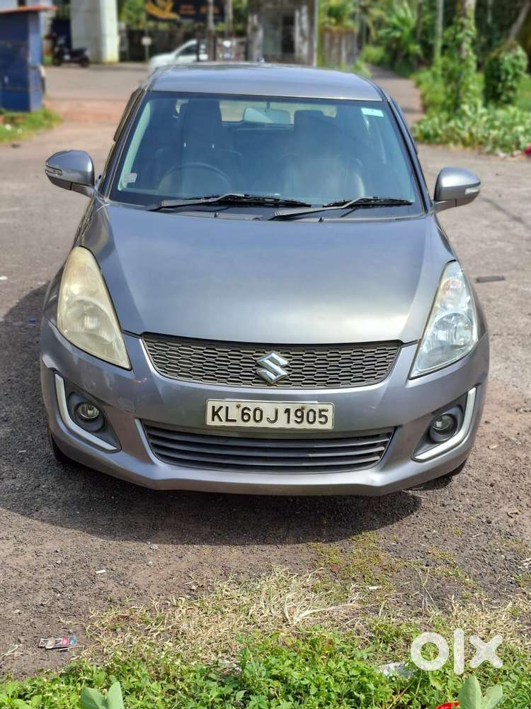 Maruti Suzuki Swift Vxi Abs Bsiv, 2015, Petrol