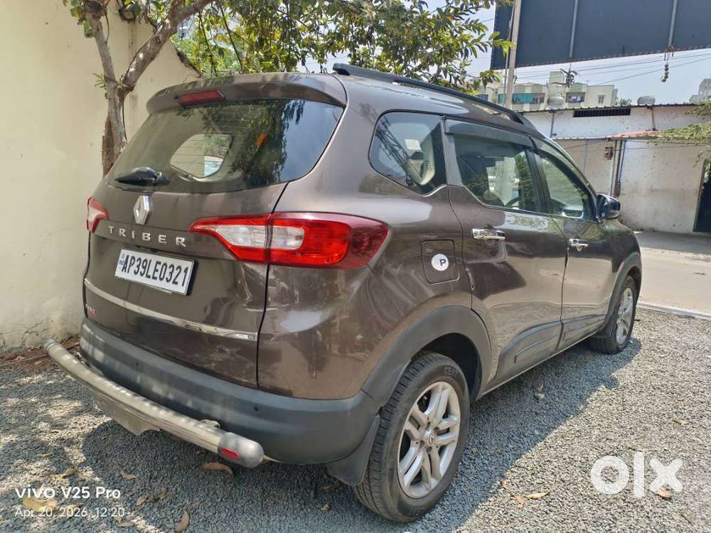Renault Triber Rxz, 2021, Petrol