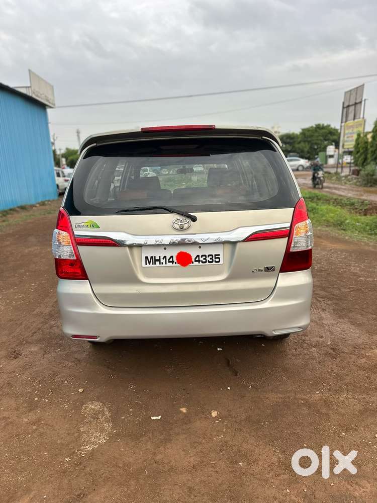 Toyota Innova 2.5 V 8 Str, 2016, Diesel
