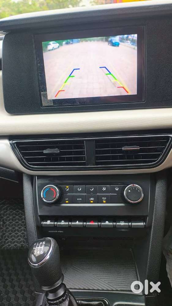 Mahindra Xuv700 2.2 Ax 5 Diesel Mt 7 Str, 2024