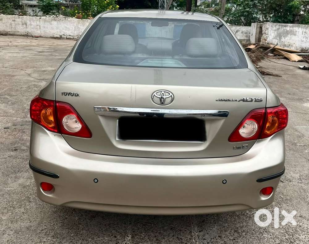 Toyota Corolla Altis 2010 Petrol