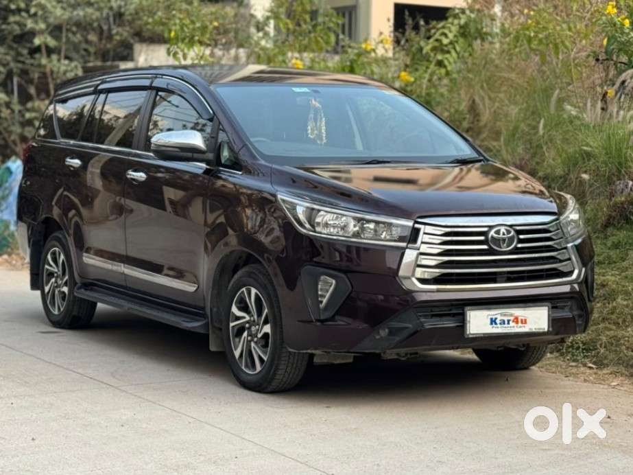 Toyota Innova Crysta [2020-ongoing] 2.4 Gx 7 Str, 2022, Diesel