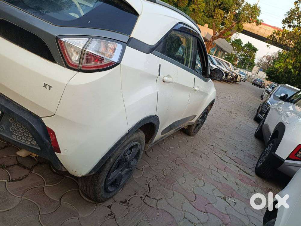 Tata Nexon 1.2 Revotron Xt, 2019, Diesel