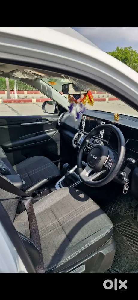 Kia Sonet 2024 Diesel 6000 Km Driven