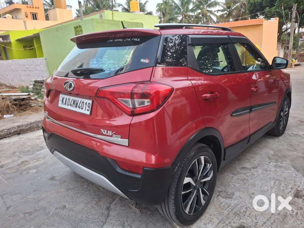 Showroom Condition Sunroof Xuv300