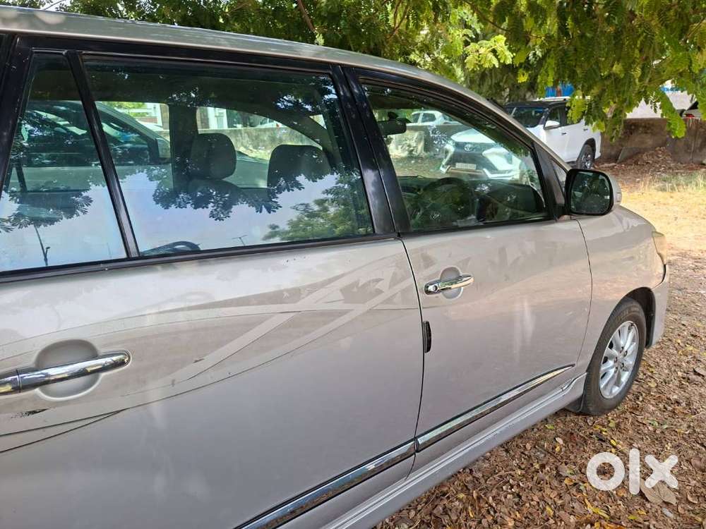 Toyota Innova 2.5l, 2014 Family Driven Car