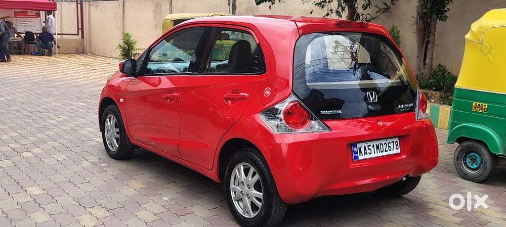 Honda Brio V Automatic, 2012, Petrol