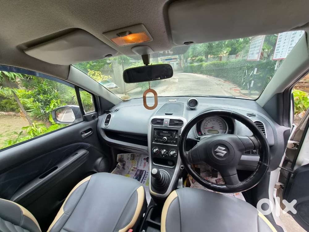 Maruti Suzuki Ritz Vxi, 2012, Petrol