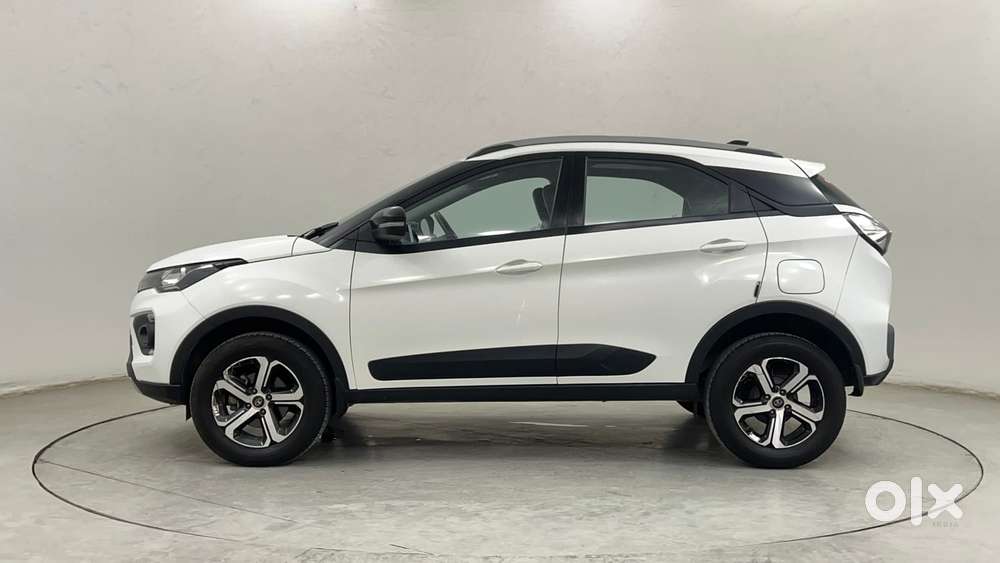 Tata Nexon 1.2 Revotron Xz Plus (s), 2023, Petrol