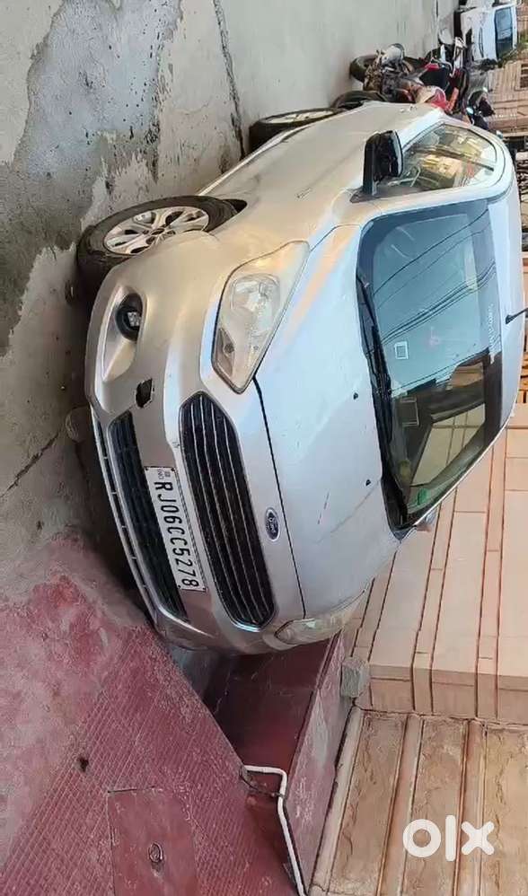Ford Figo Aspire 2016 Diesel 130000 Km Driven