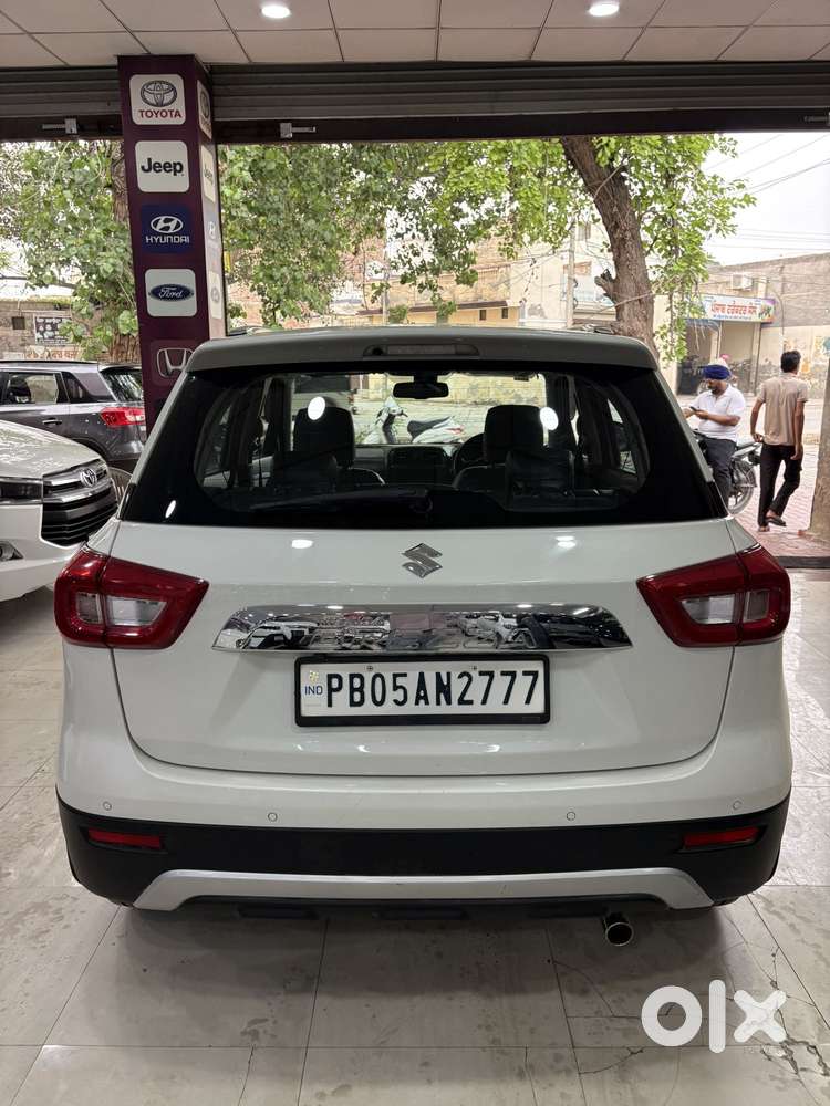 Maruti Suzuki Vitara Brezza Zxi + Mt, 2020, Petrol