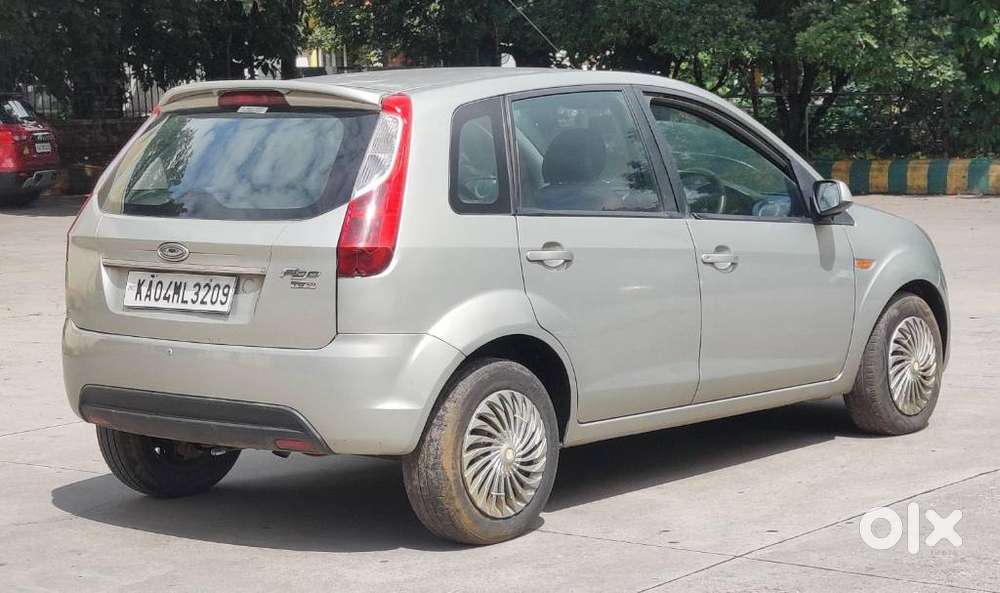 Ford Figo Diesel Titanium, 2012, Diesel
