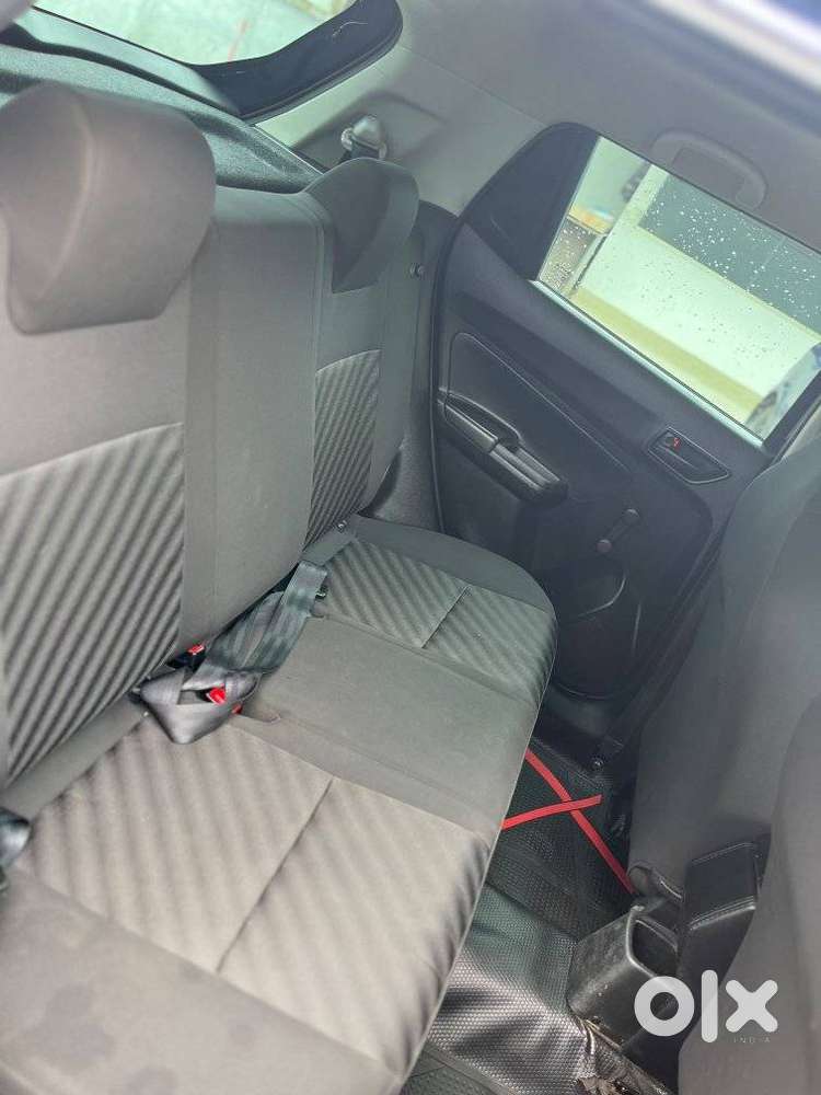 Maruti Suzuki Swift Lxi, 2018, Petrol