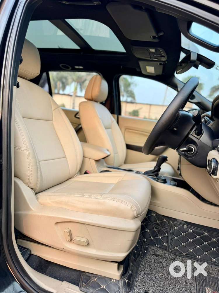 Ford Endeavour 3.2 Titanium 4x4 At, 2016, Diesel