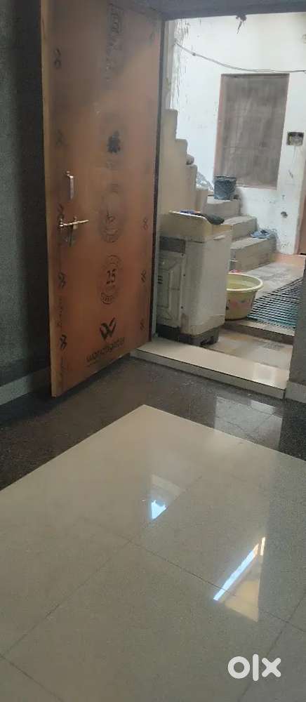 Room for students and singal parsan only