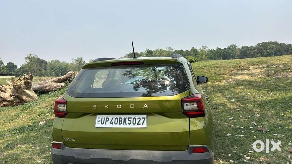 Skoda Superb Petrol Manual 2025