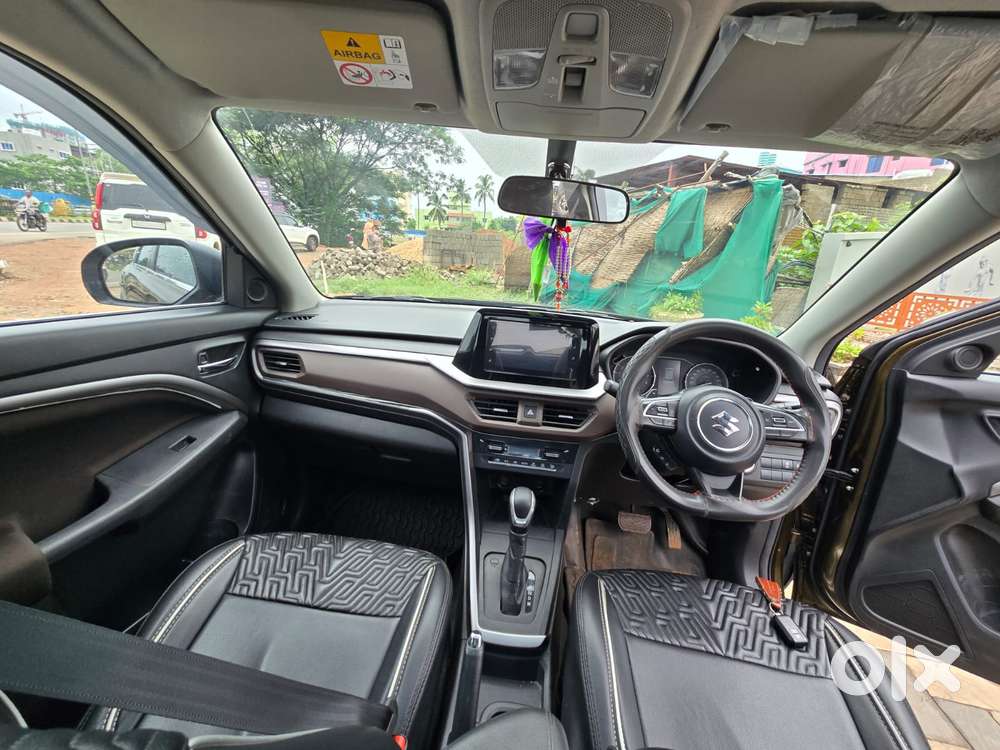 Maruti Suzuki Brezza 1.5 Zxi At Smart Hybrid Dual Tone, 2024, Petrol