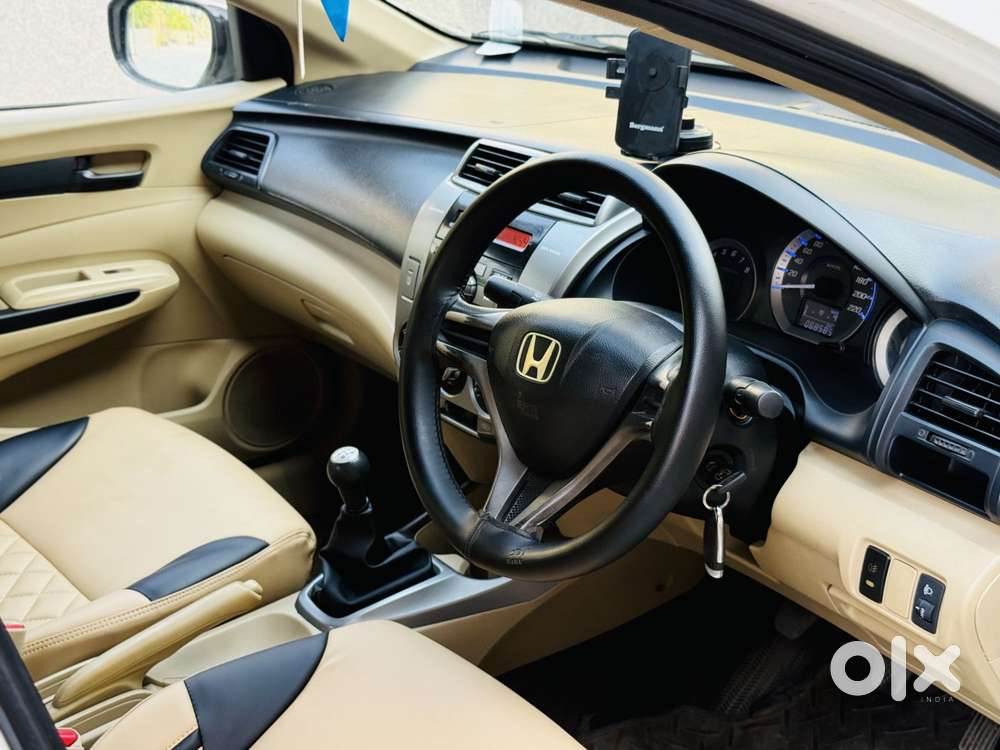 Honda City E Mt I-vtec, 2013, Petrol