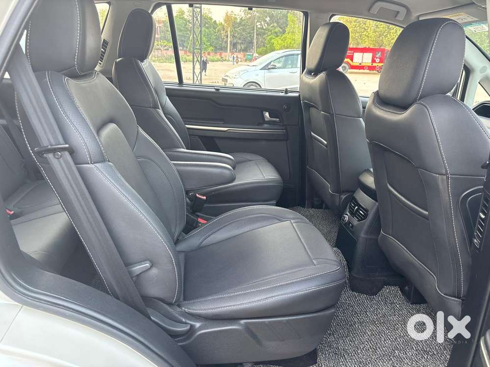 Tata Hexa Xta, 2017, Diesel