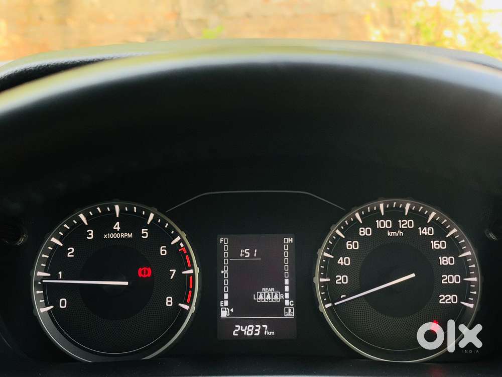 Maruti Suzuki Brezza 1.5 Lxi Smart Hybrid, 2024, Petrol