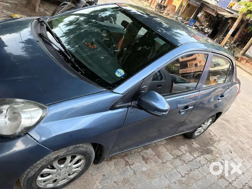 Ungent Sale Honda Amaze 2016