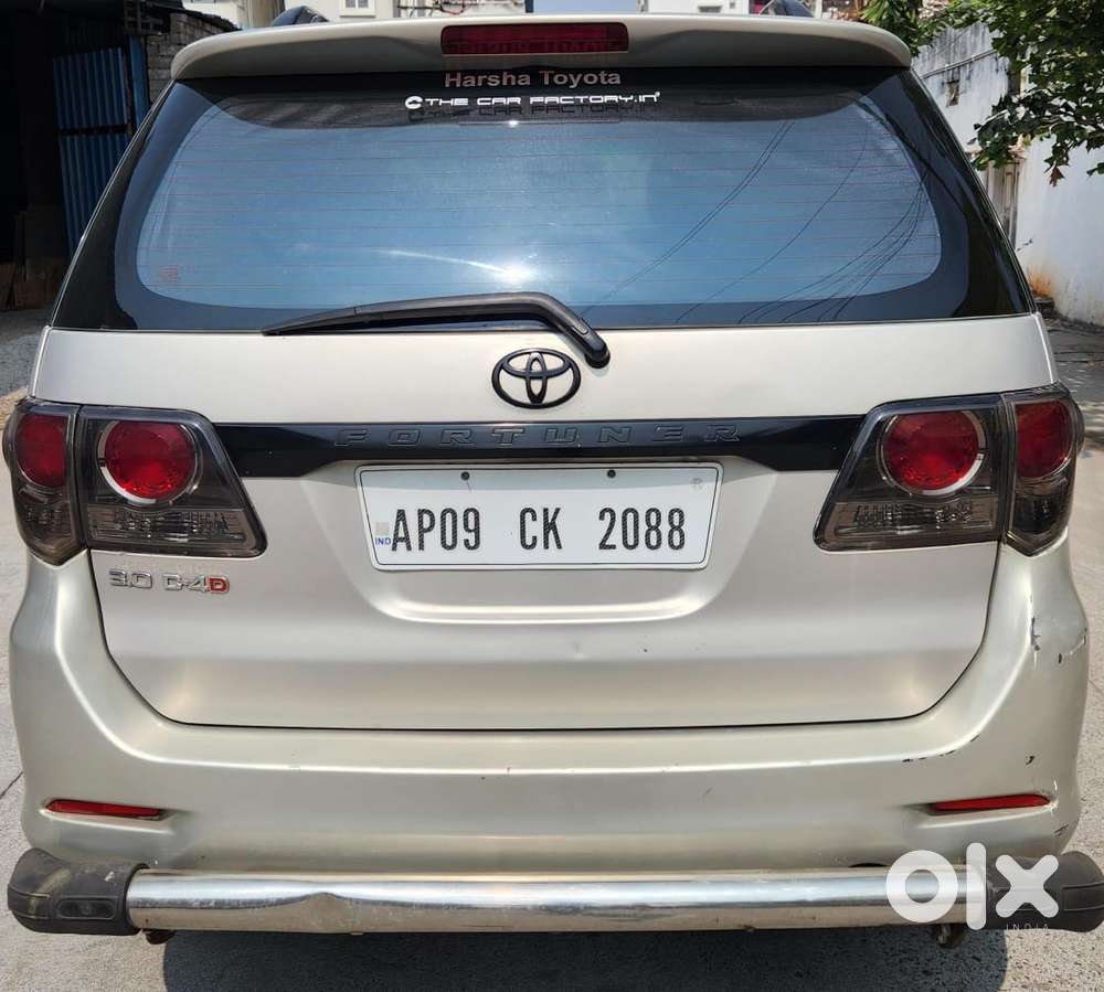 Toyota Fortuner 3.0 4x4 Manual, 2012, Diesel