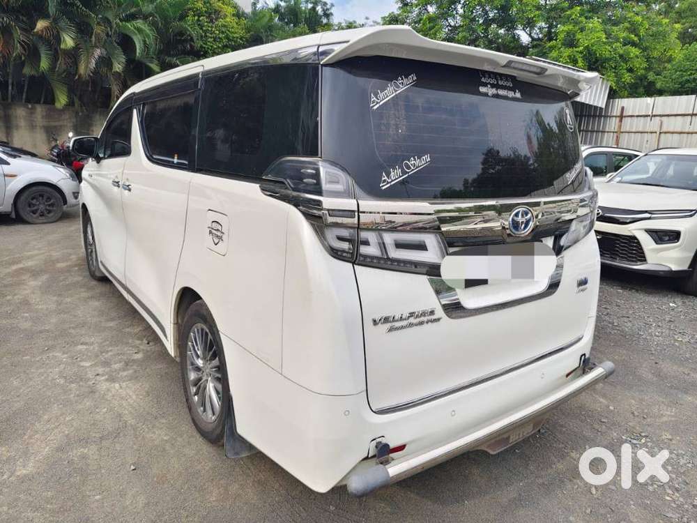 Toyota Vellfire 2.5 Hybrid, 2022, Petrol