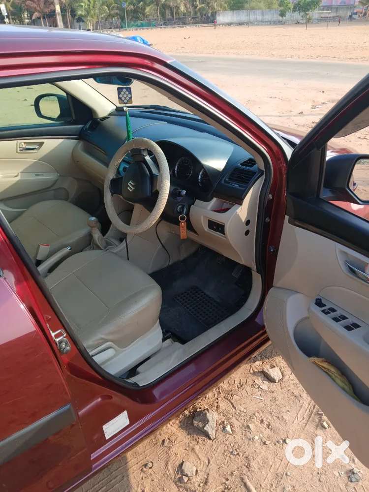 Maruti Suzuki Swift Dzire 2016 Dec Low Kilometer Driven