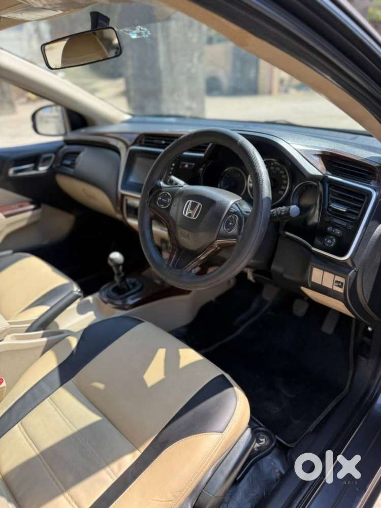 Honda City I-vtec V, 2020, Petrol