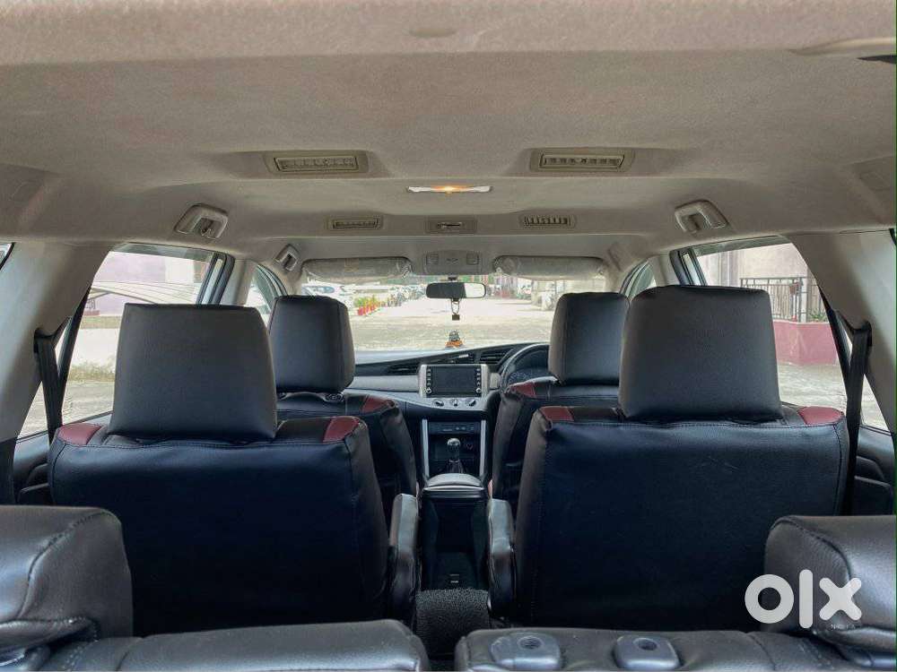 Toyota Innova Crysta [2020-ongoing] 2.4 Gx 7 Str, 2023, Diesel