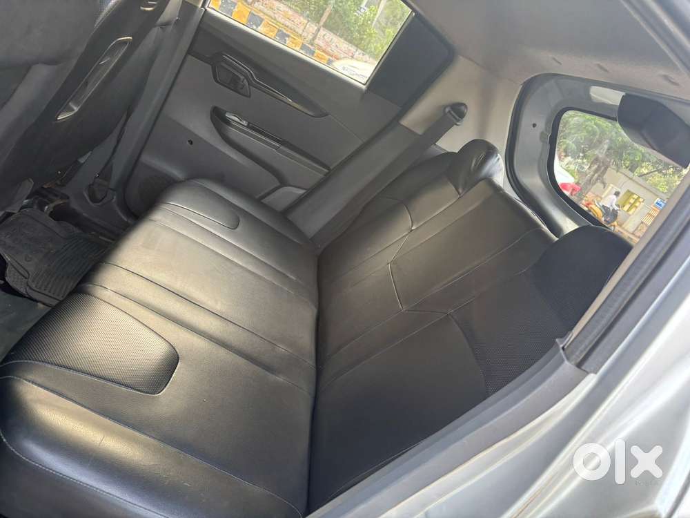 Mahindra Kuv 100 1.2 Trip Cng, 2019, Cng & Hybrids