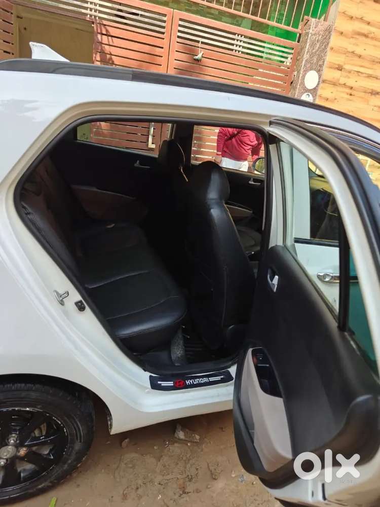 Hyundai Grand I10 Sportz 1.2 Petrol + Cng (oct 2017) - Well Maintained