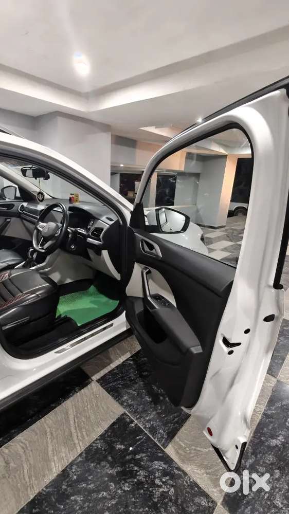 Volkswagen Taigun Highline Automatic Petrol