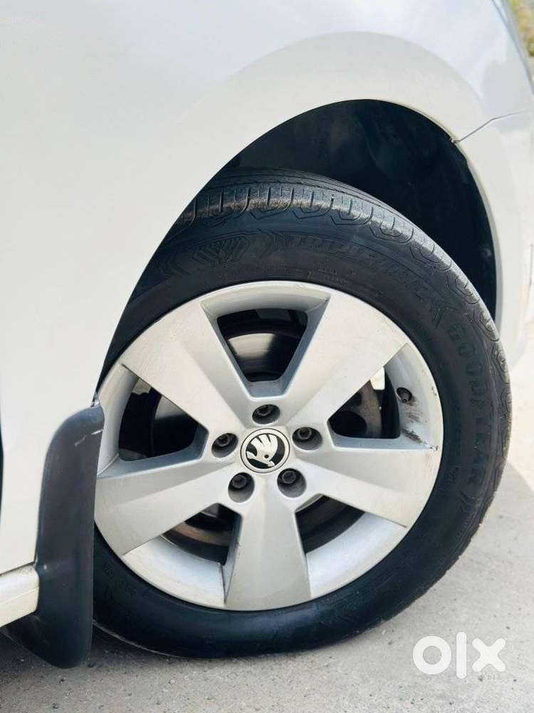 Skoda Rapid Tsi Active 1.0 Mt, 2020, Petrol