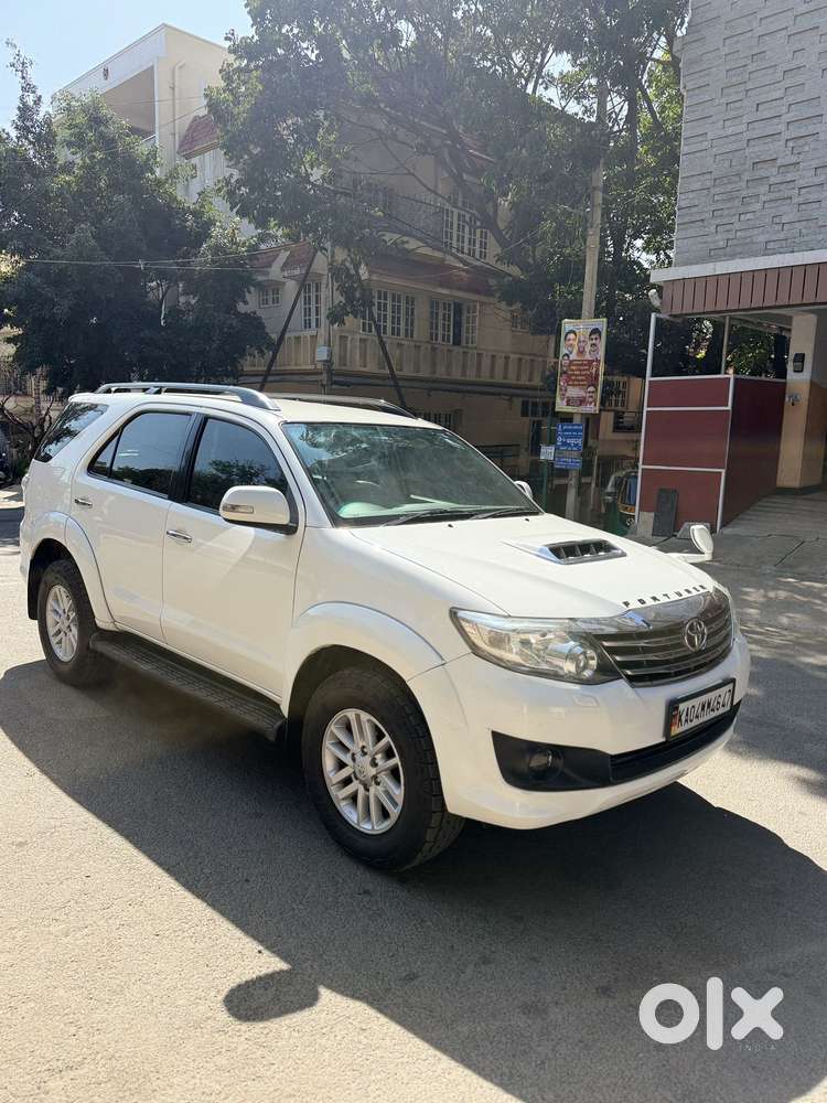 Toyota Fortuner 3.0 4x4 Manual, 2013, Diesel