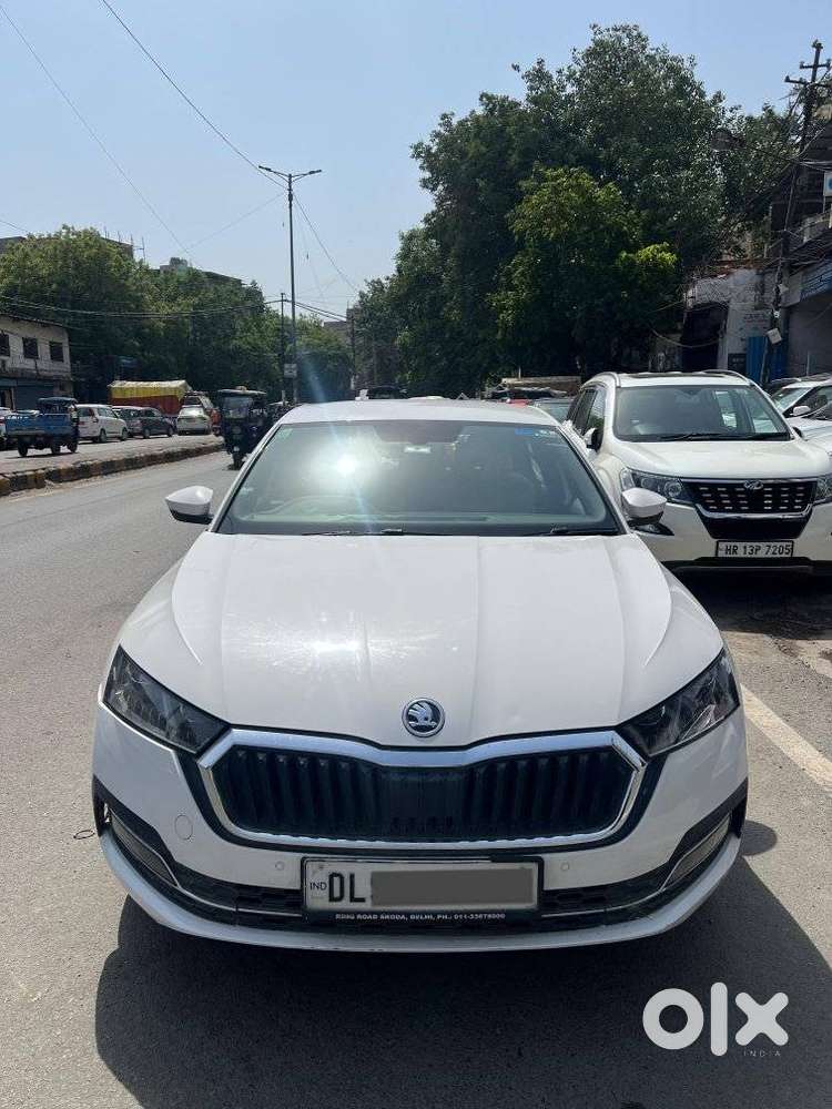 Skoda Octavia 2.0 L K Tsi At, 2022, Petrol