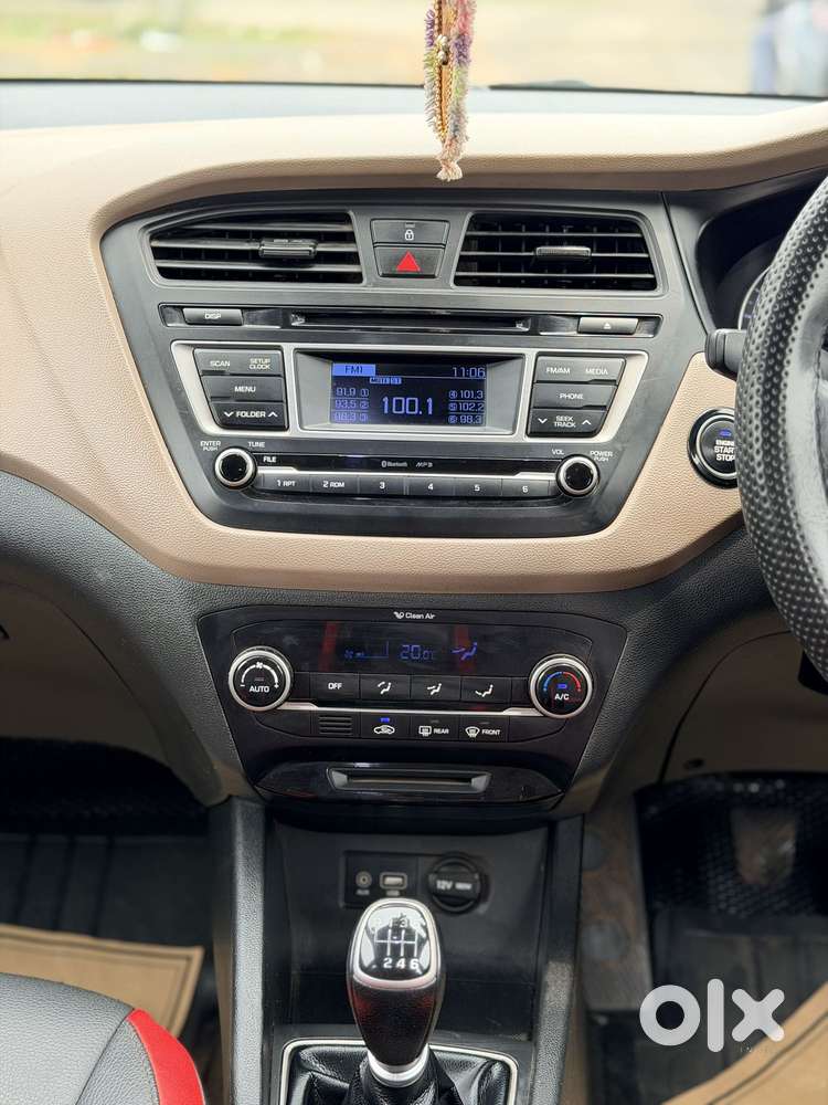 Hyundai Elite I20 Sportz (o) 1.4, 2015, Diesel