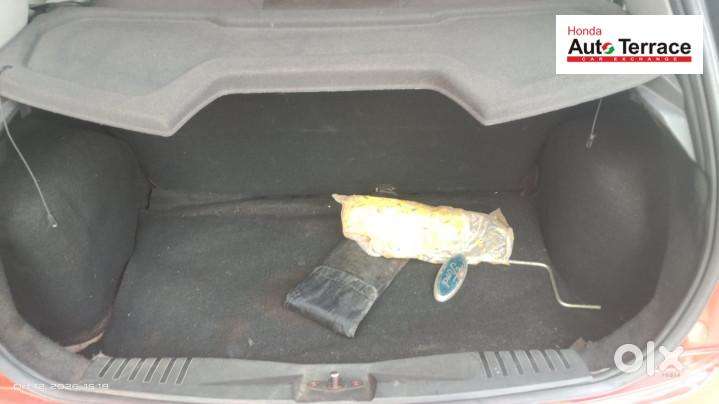 Ford Figo Petrol Zxi, 2012, Petrol