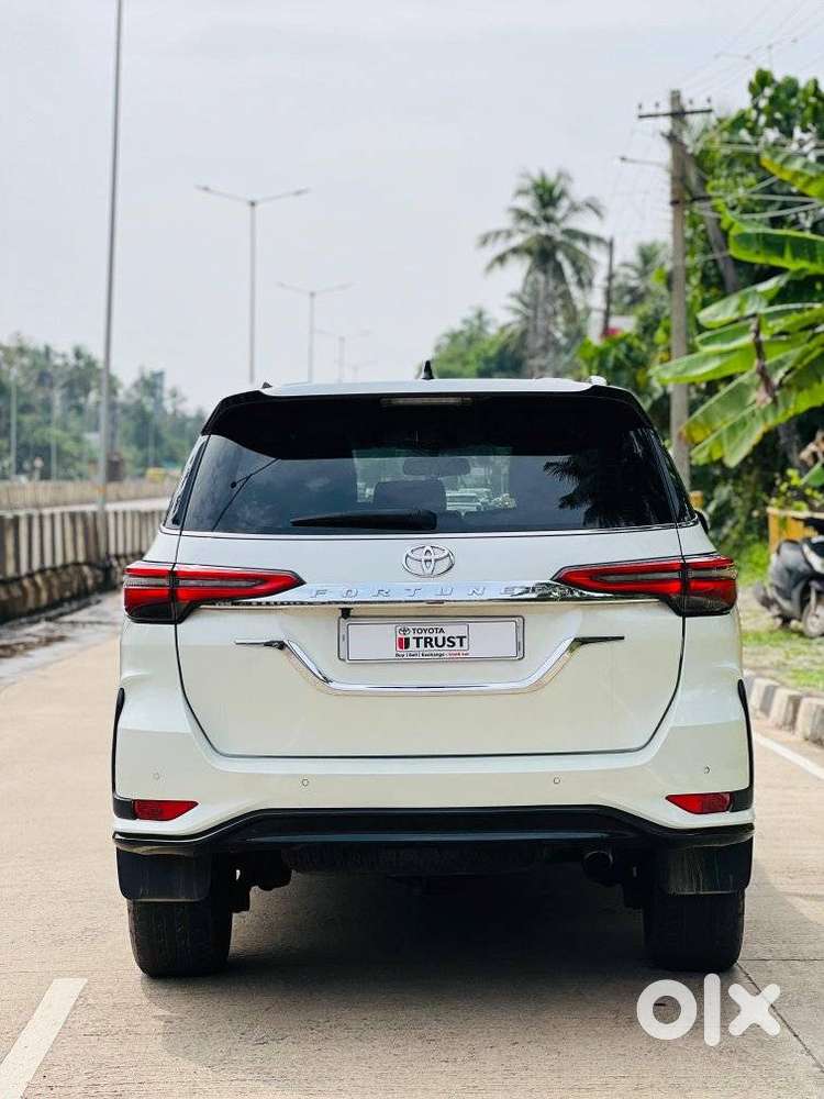 Toyota Fortuner Legender 4x2 At 2.8, 2022, Diesel