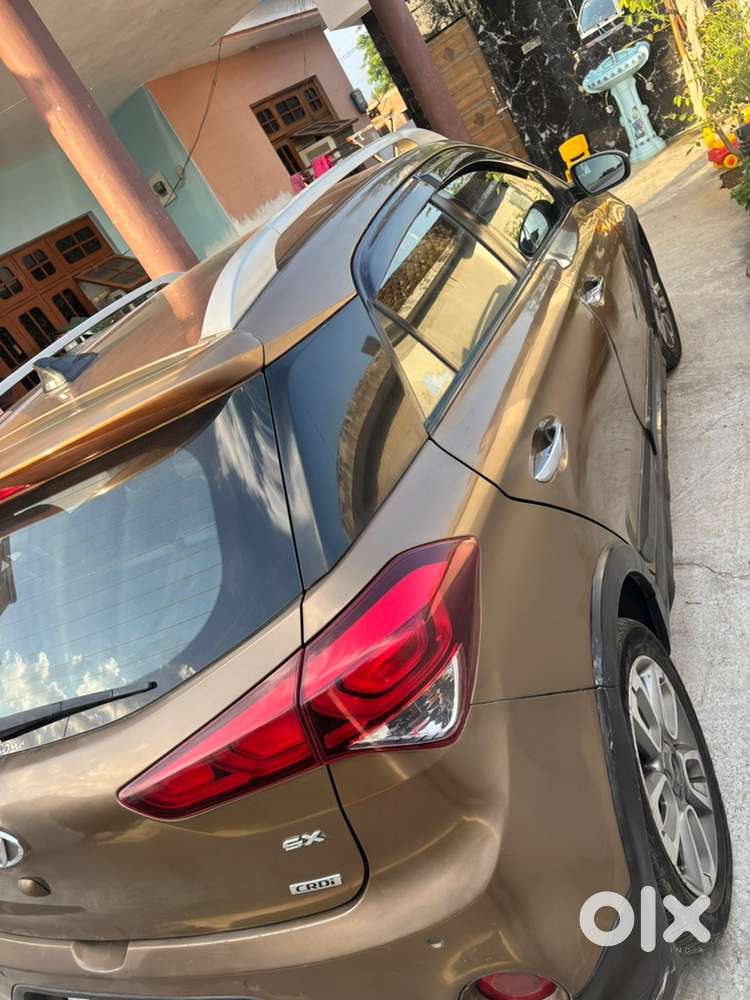 Hyundai I20 Active 2015 Top Model Excellent Condition