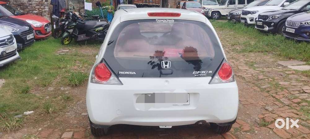 Honda Brio V Mt, 2012, Petrol