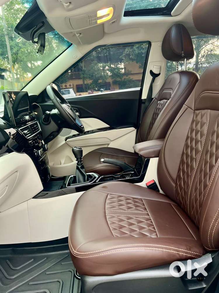 Mahindra Xuv 3xo Ax5 Ds Mt, 2025, Diesel