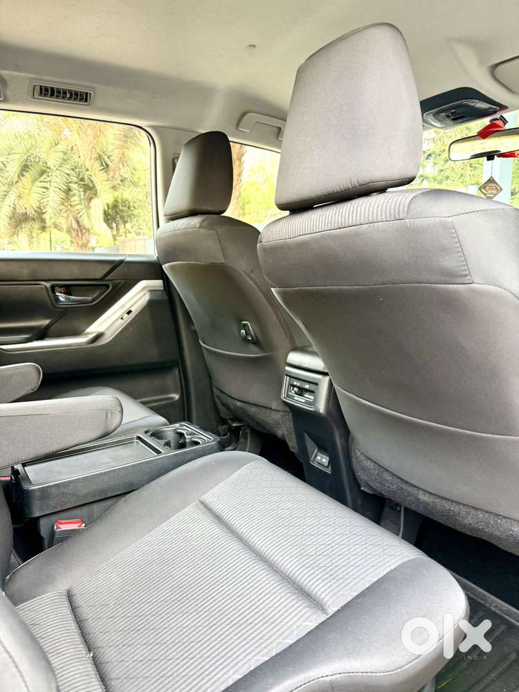 Toyota Innova Hycross 2.0 Gx 7 Str, 2025, Petrol