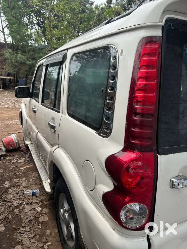 Mahindra Scorpio 2011 Diesel 100200 Km Driven